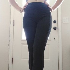 Black leggings